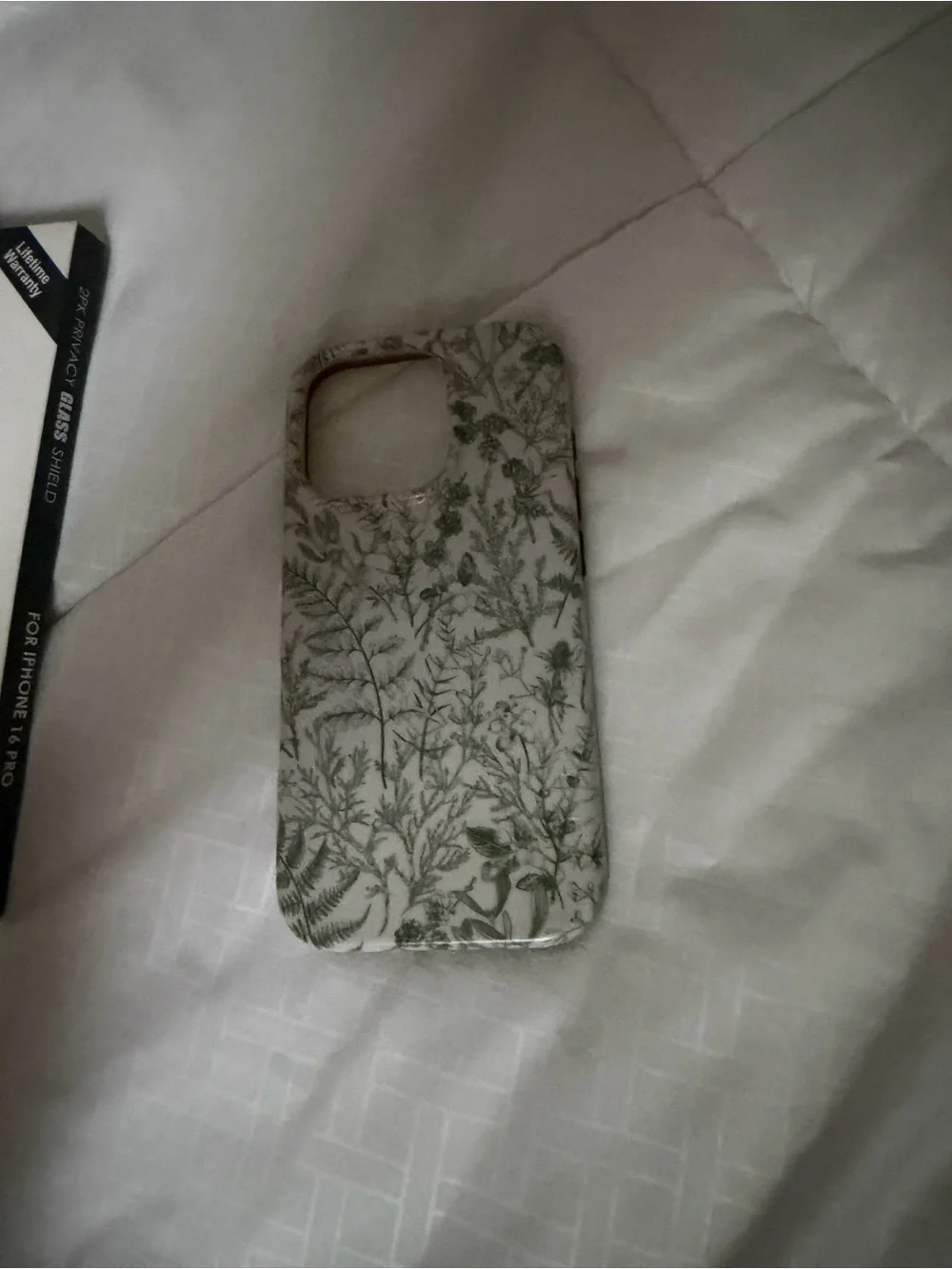 casely slim protective